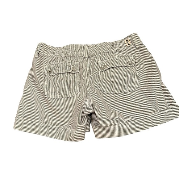Levi’s Pinstripe Shorts - Picture 2 of 8